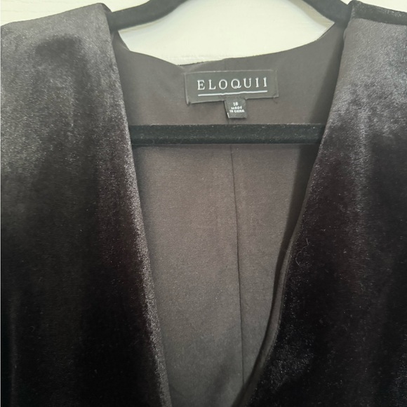 Eloquii NWOT Black velvet V neck Puff Sleeve Mini Dress - Picture 3 of 6